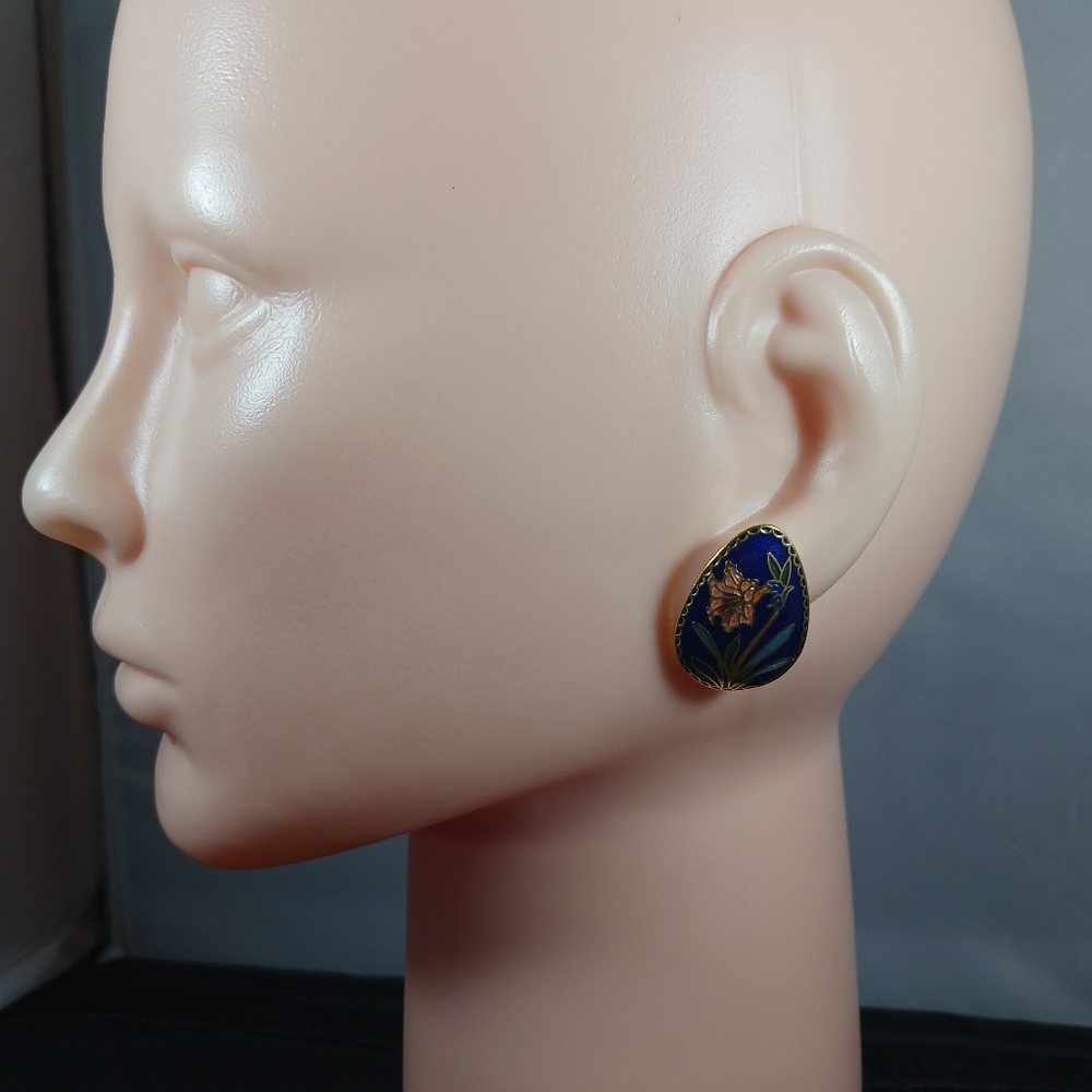 Vintage Cloisonne Enamel Flower Motif Earrings